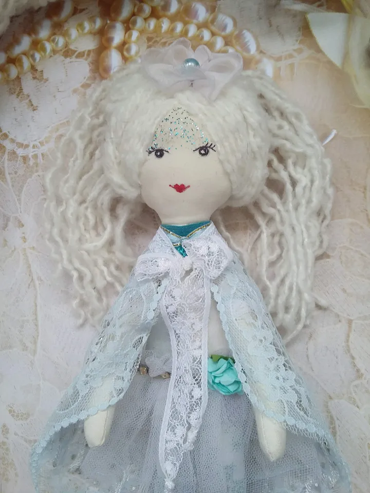 elsa doll,Textile,princess Elsa,with white hair,Elsa queen from a fairy tale,gift for a girl,tilda elsa,frozen birthday,snow queen