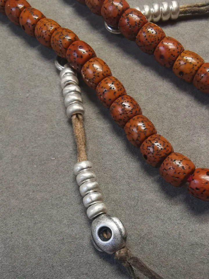 Gandhanra 5mm Silver Tibetan Buddhist Prayer Bead Counters for 6-15mm Mala,with Mantra Dot Pendant