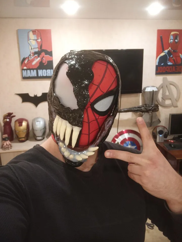 Venom mask / Venom helmet / Venom cosplay
