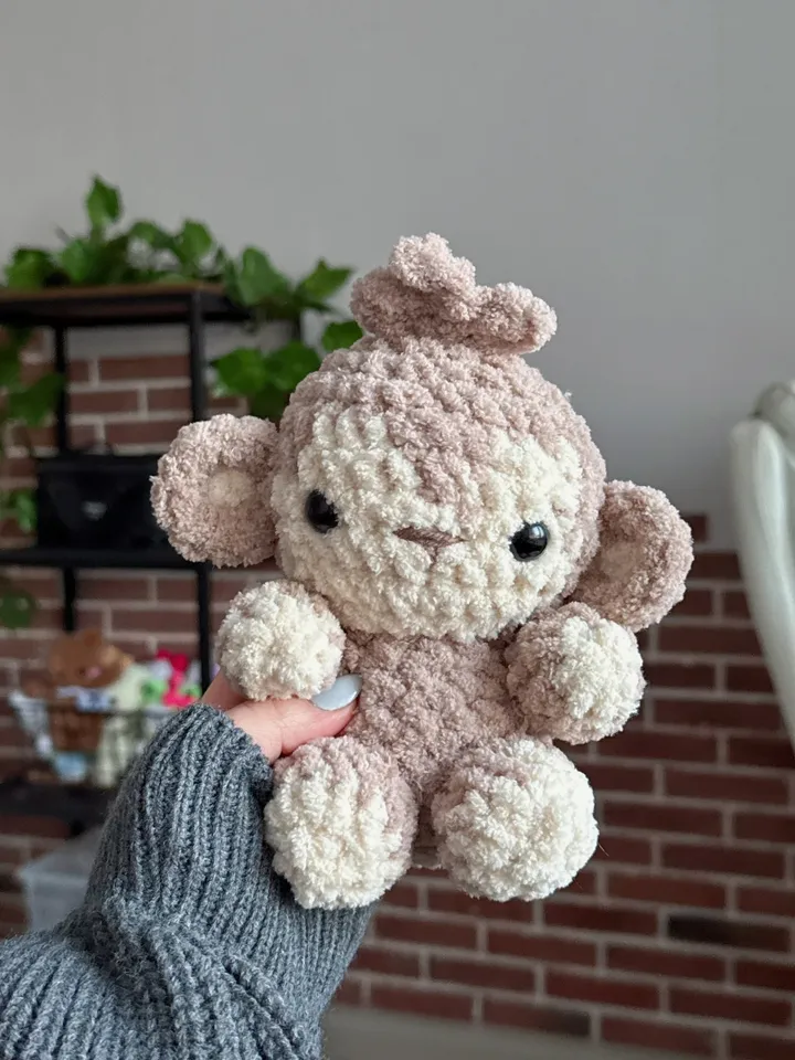 Chubby monkey crochet pattern, PDF file crochet pattern monkey fith banana amigurumi animal