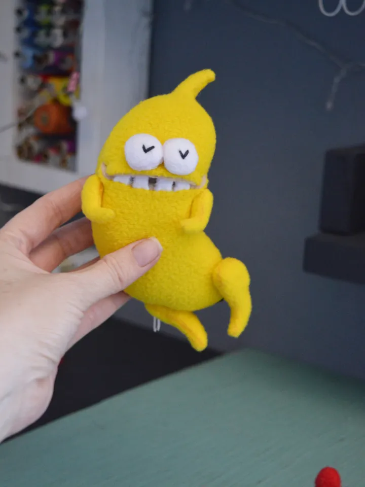 PDF Plush Toy Pattern – Fleece Banana Softie Tutorial