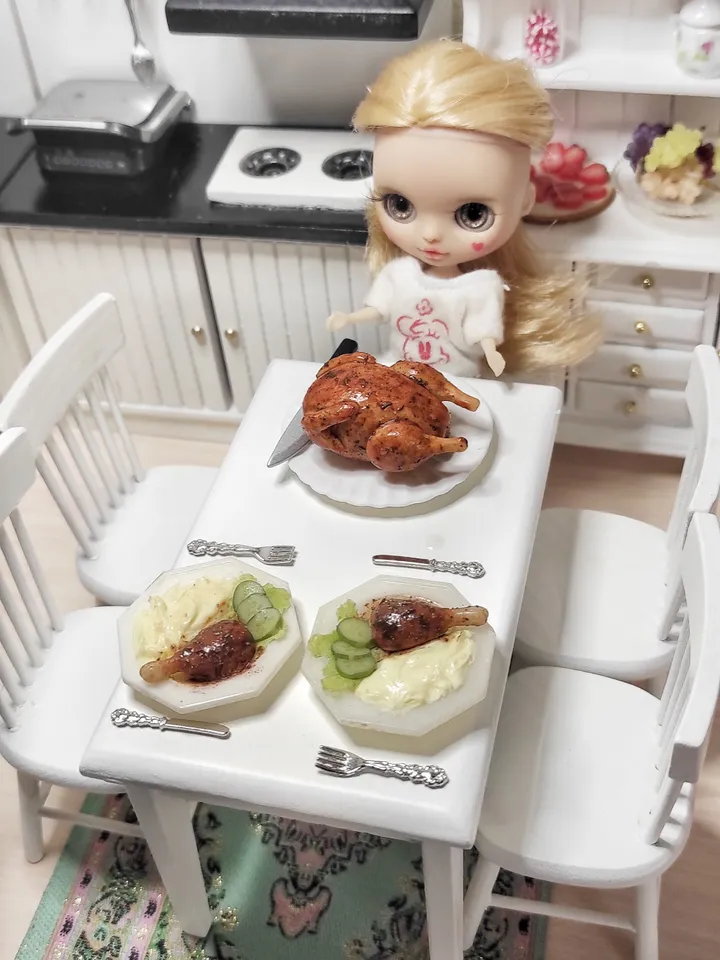 Realistic meat dish for dolls and dollhouses - turkey for dolls - miniature food - food for dolls - mini food - turkey