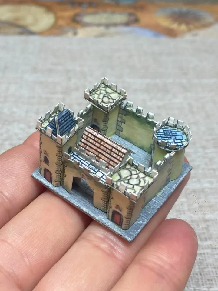 DIGITAL DOWNLOAD FOR PRINT. TUTORIAL.Video and photo master class on creating a puppet fortress.1:12