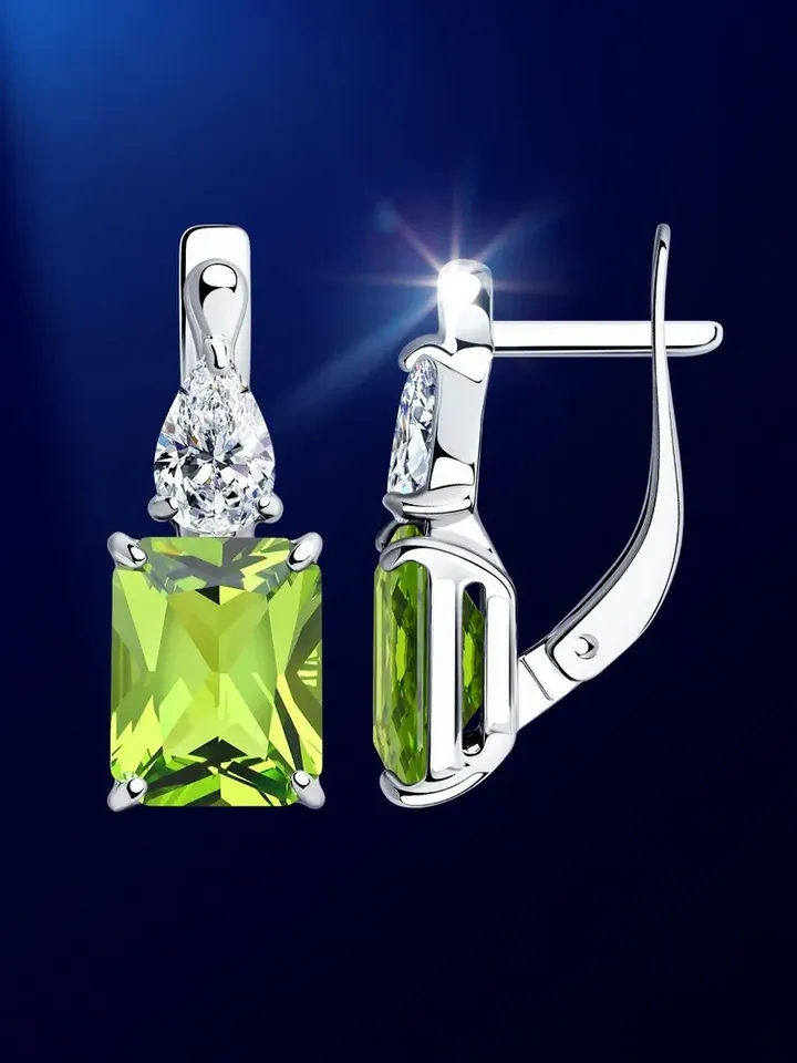 Earrings silver 925 assay value
with sitalls and cubic zirconia stones
