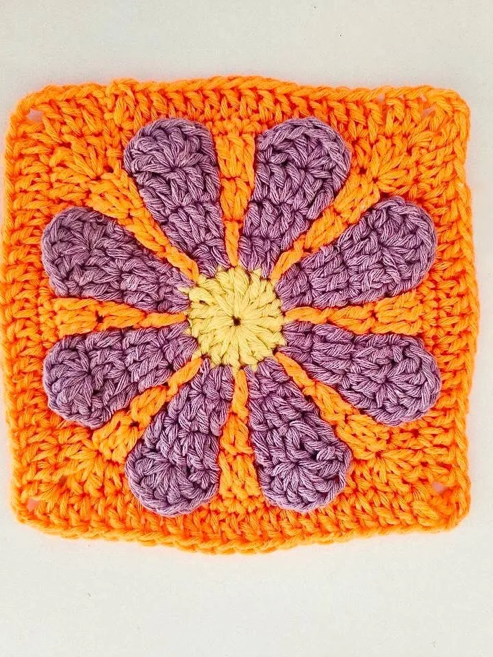 Daisy 3D Crochet pattern  flower granny square crochet pattern easy motif granny square