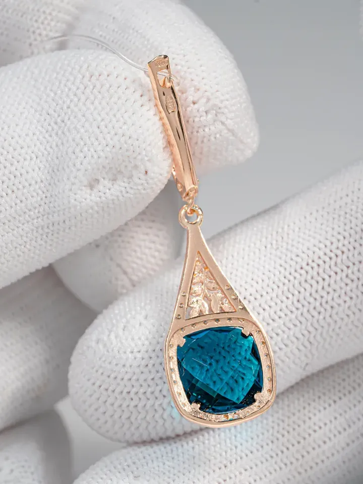 Earrings jewelry Silver gold plated 925 assay value with topaz