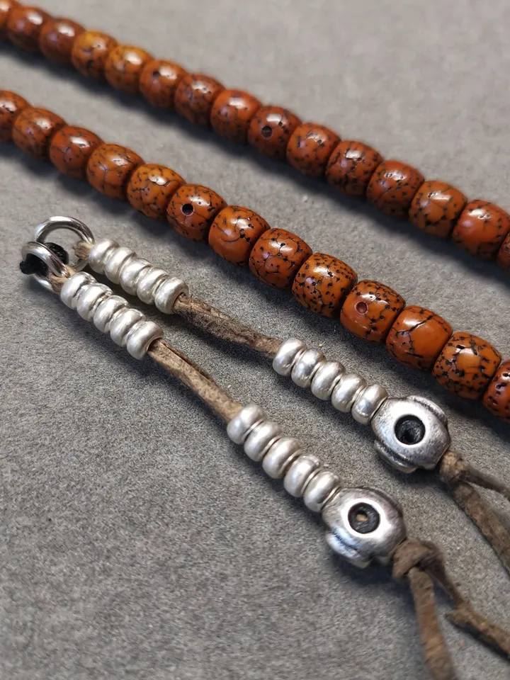 Gandhanra 5mm Silver Tibetan Buddhist Prayer Bead Counters for 6-15mm Mala,with Mantra Dot Pendant
