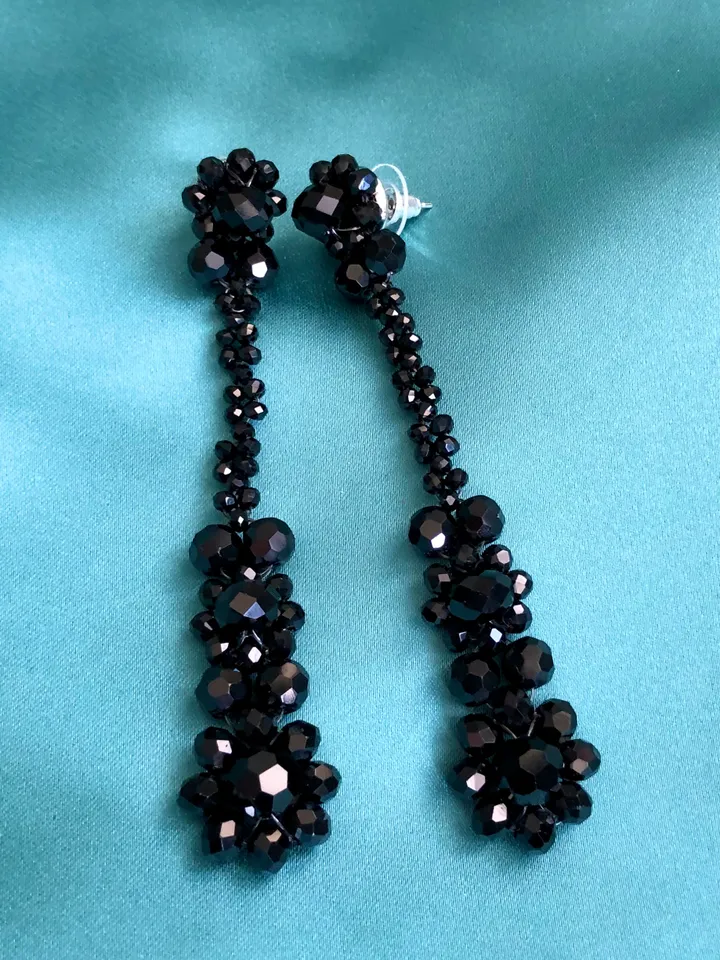 Floral cut Teardrop Earrings