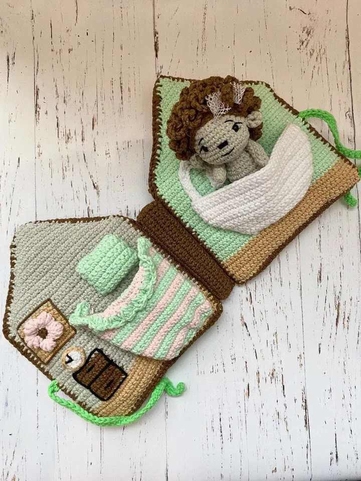 PDF Crochet pattern Hedgehog and her DollHouse, Amigurumi pattern, Crochet Cute Funny Animal, Forest animal, Crochet House, Crochet Book
