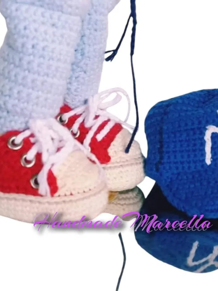 Jonte Sports Doll โ 33 cm Crochet Basketball Doll โ Articulated Amigurumi โ Handmade Cotton Collectible Gift for Kids or Adults