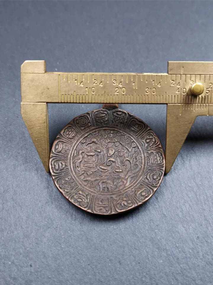 Gandhanra Vintage Tibetan Buddhist Amulet Badge,Shou-lao, the God of Longevity,Made of Copper, 1.57"