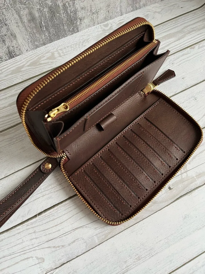 PDF Pattern of a men's clutch with a zipper - Download PDF & video TUTORIAL. Zipper wallet.