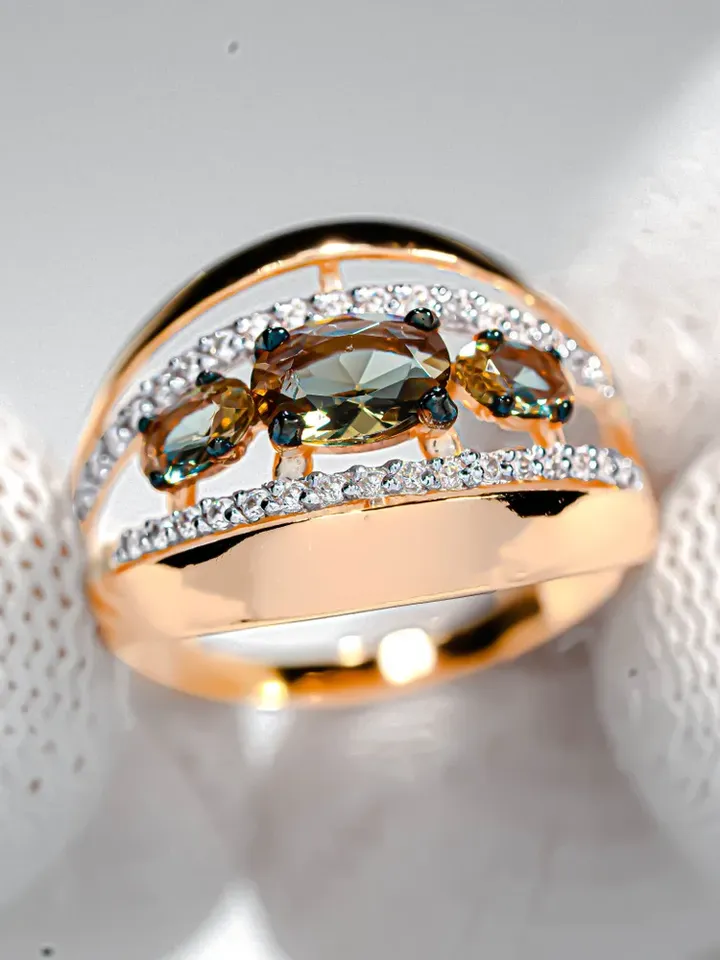 Ring Silver gold plated 925 assay value with sultanite