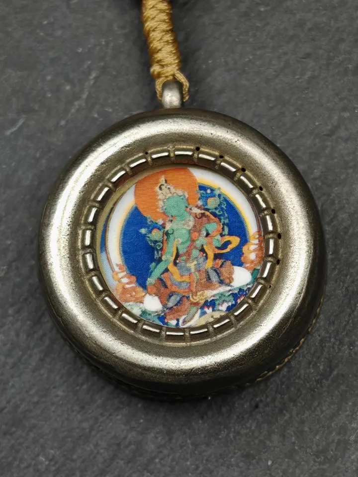 Gandhanra Vintage Green Tara Gau Ghau Shrine,Round Tibetan Buddhist Altar Amulet Pendant,Made of White Copper