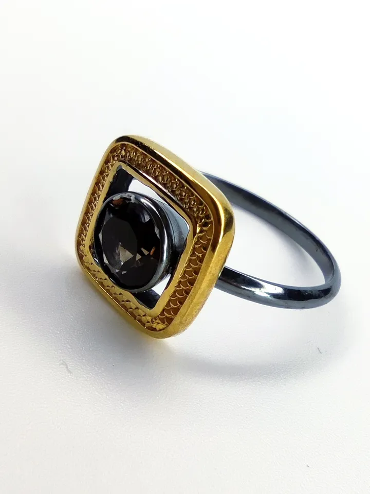Designer ring with natural rauchtopaz