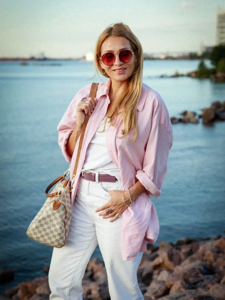 Pure linen oversize pink shirt / soft linen summer bikini cover up maldi shirt / classy shirt comfy resort wear / comfy women wear