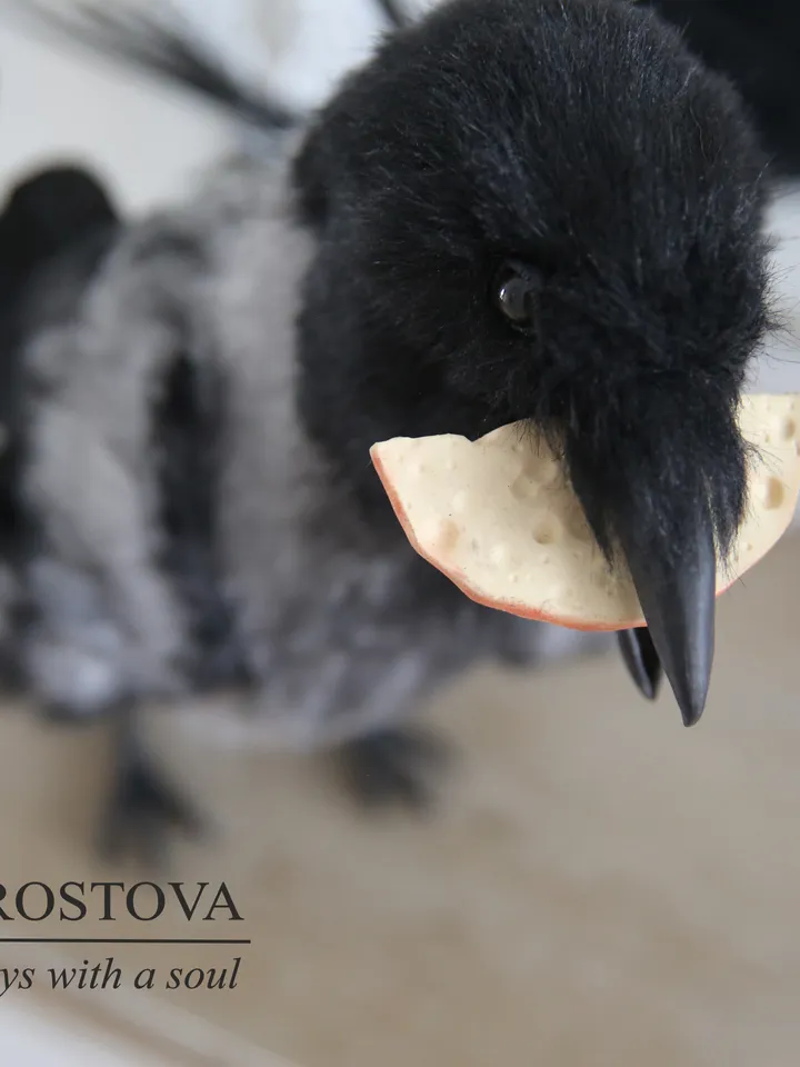 Grey crow with cheese realistic plush toy.