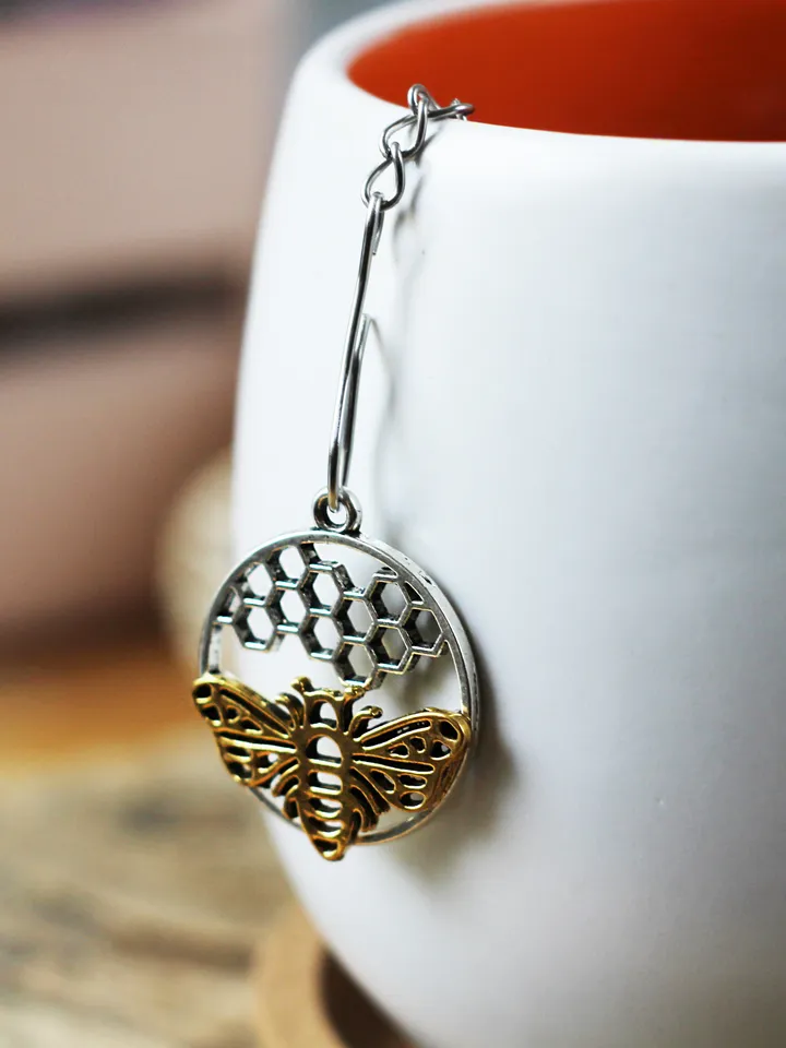 Honey bee tea infuser for herbal tea, Tea ball infuser charm bee with honeycomb