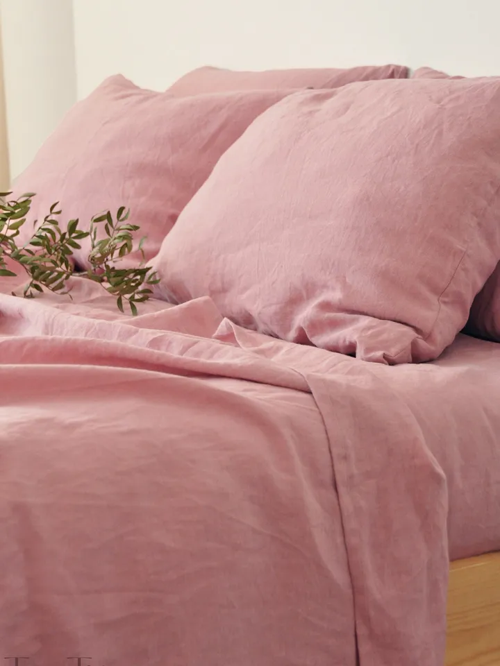 Rose pink linen sheet set / 1 flat sheet + 1 fitted sheet + 2 pillowcases / Softened linen bedding / Stonewashed / Pink bedding set