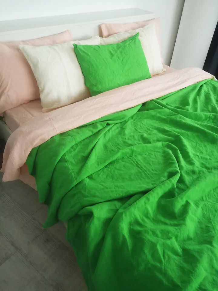 Bright green linen coverlet with or without filling / Softened linen / Medium weight / Double, Queen, California King, Custom size bed cover