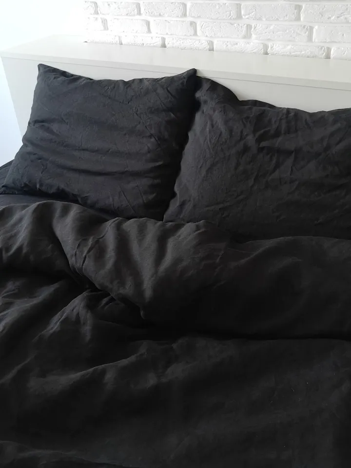 Black linen duvet cover / 1 duvet cover / Softened linen / Black comforter cover / Hidden closure / Ribbon ties / Zipper