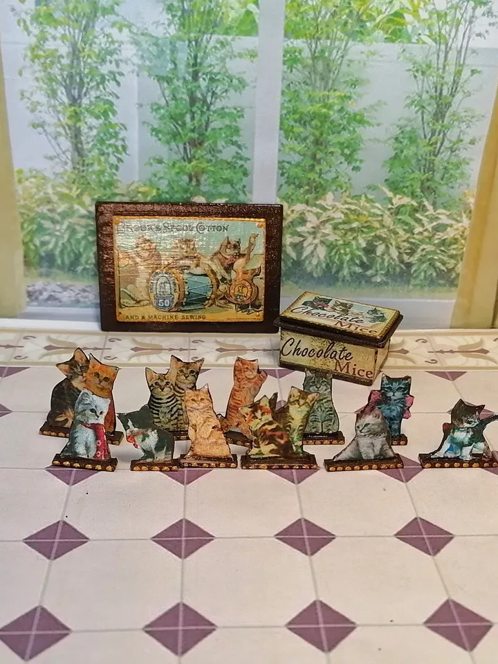 Kit for a dollhouse. Cat's house. Scale 1:12.