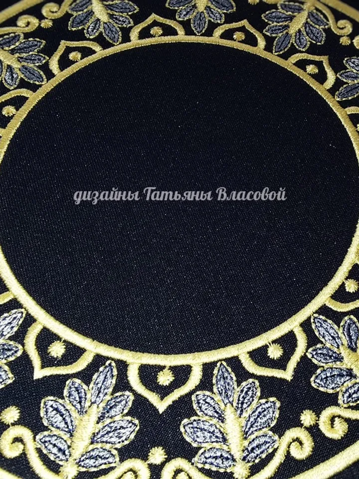 Napkin, embroidery machine design