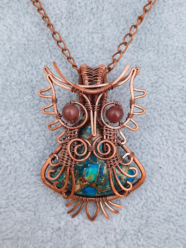 Elegant Handmade Pendant with Natural Stone in Copper Wire Wrapping
