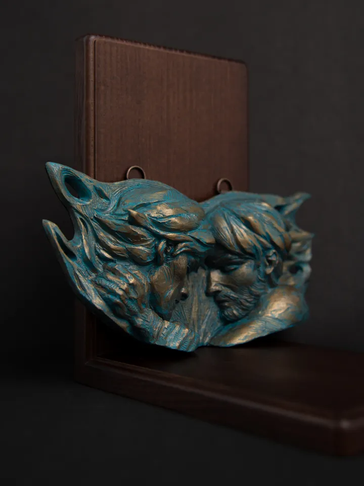 Bas-relief of Viktor and Jayce from "Arcane"