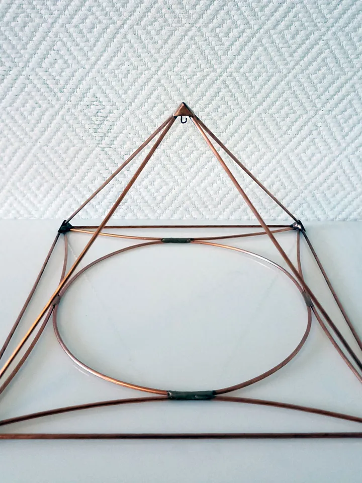 Copper pyramid healing, meditation copper pyramid, copper pyramid on the head with a ring, reiki healing tool