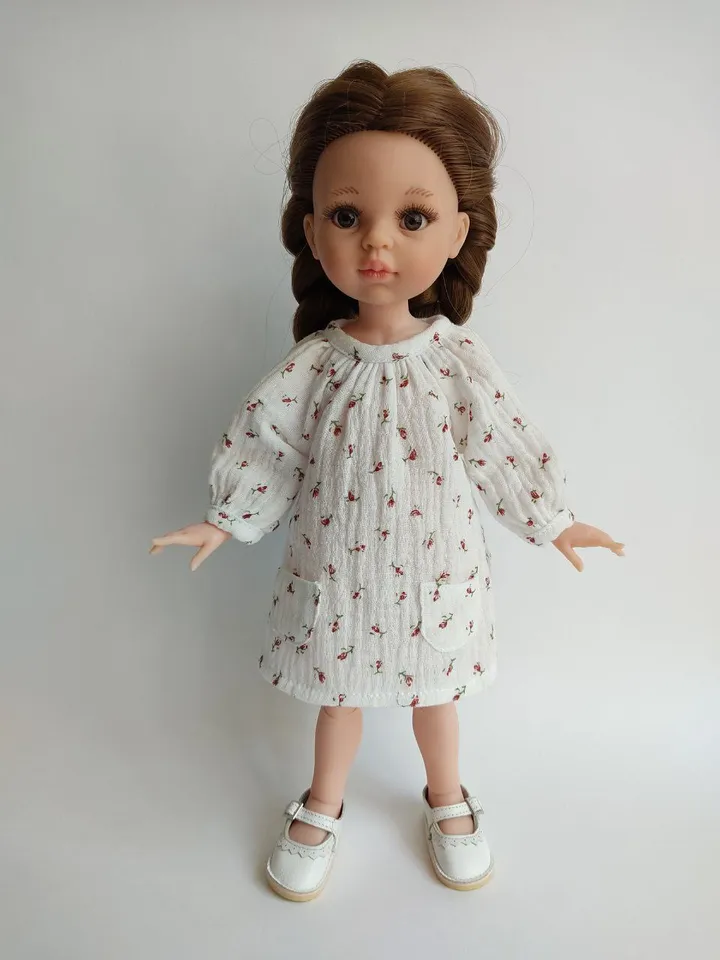 PDF sewing pattern for Paola Reina dolls.