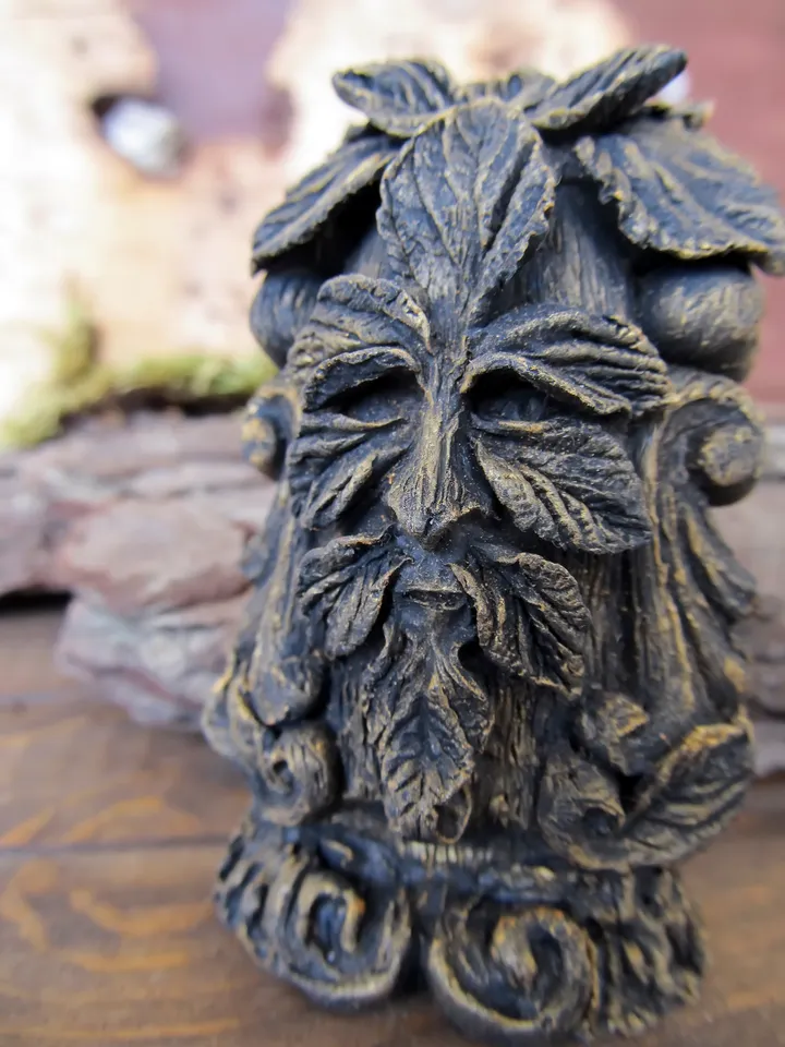 Green Man Face Wicca home decor Corbel Face Fairy tale decor Pagan figurine Druid small statue Greenman Celtic Forest god Witch altar doll