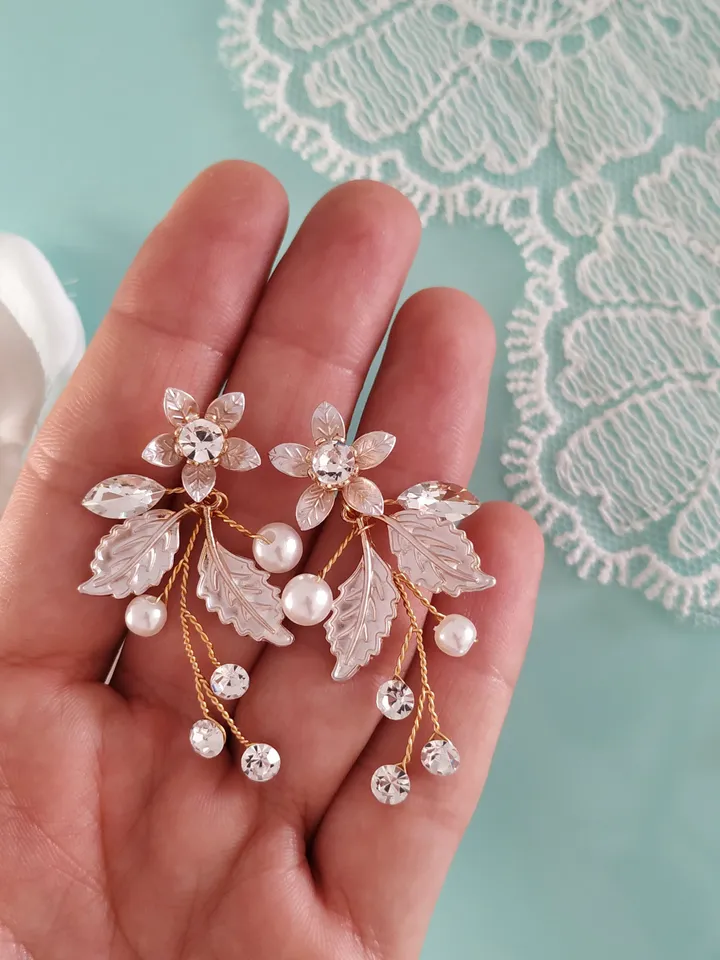 Silver Gold Swarovski Crystal Bridal Earrings Floral Leaf Wedding Earrings Boho Wedding Earrings Boho Bridal Earrings Beads Pearl Jewelry