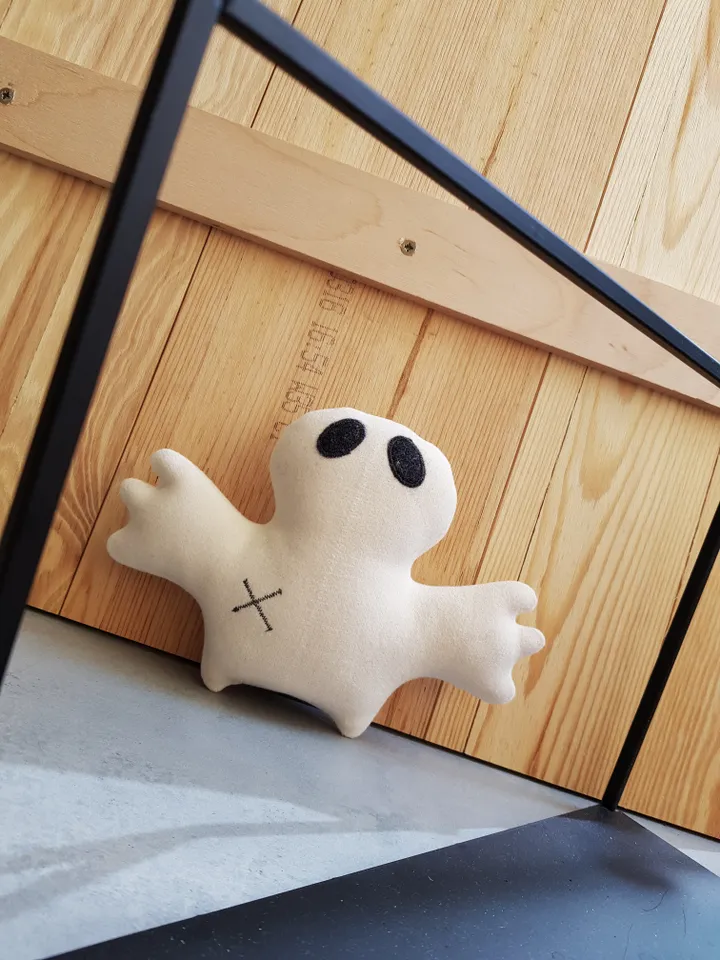 Halloween doll sewing pattern PDF, white ghost, digital tutorial in english, rag doll diy