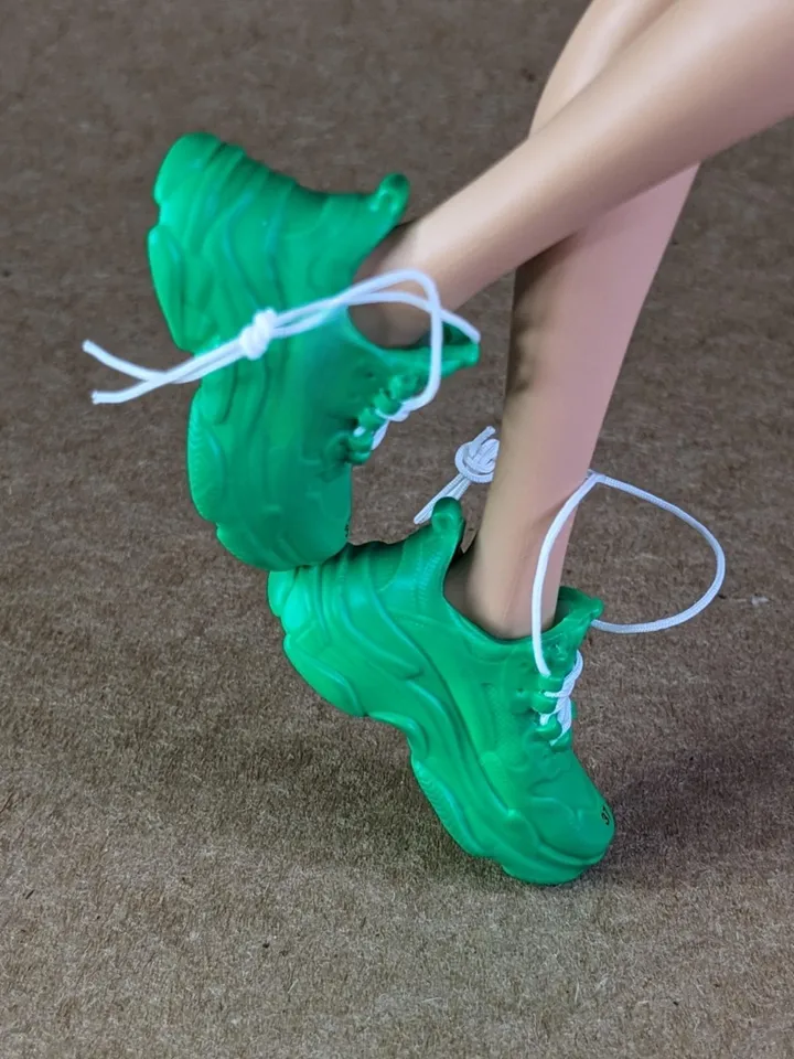 Green sneakers for 11 inch female dolls (MH g1, g2, g3 or EAH)