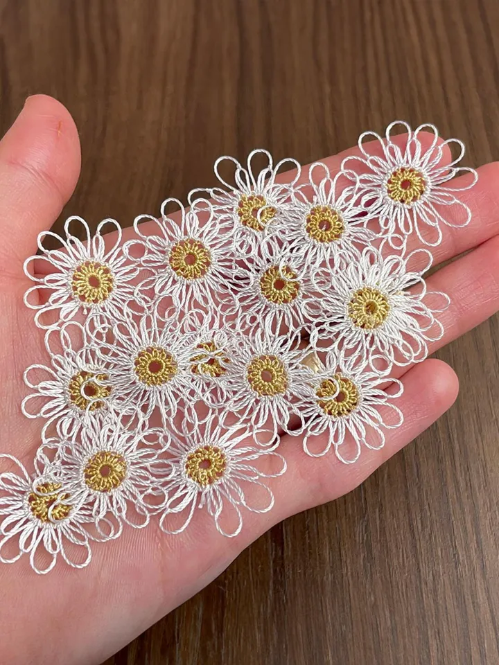 Elegant Needle Lace Daisy Motif Pattern PDF, Intricate Floral Design Tutorial, DIY Jewelry, Embellishments, or Decoration