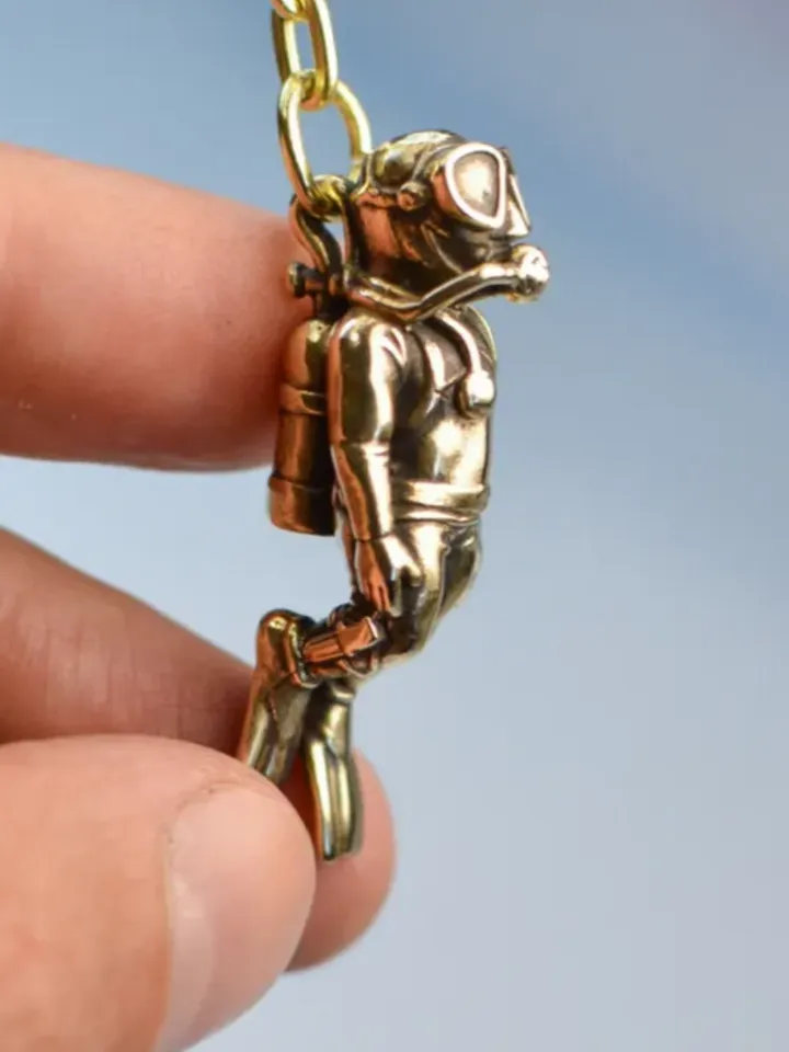 Gift for a diver. Keychain - scuba diver