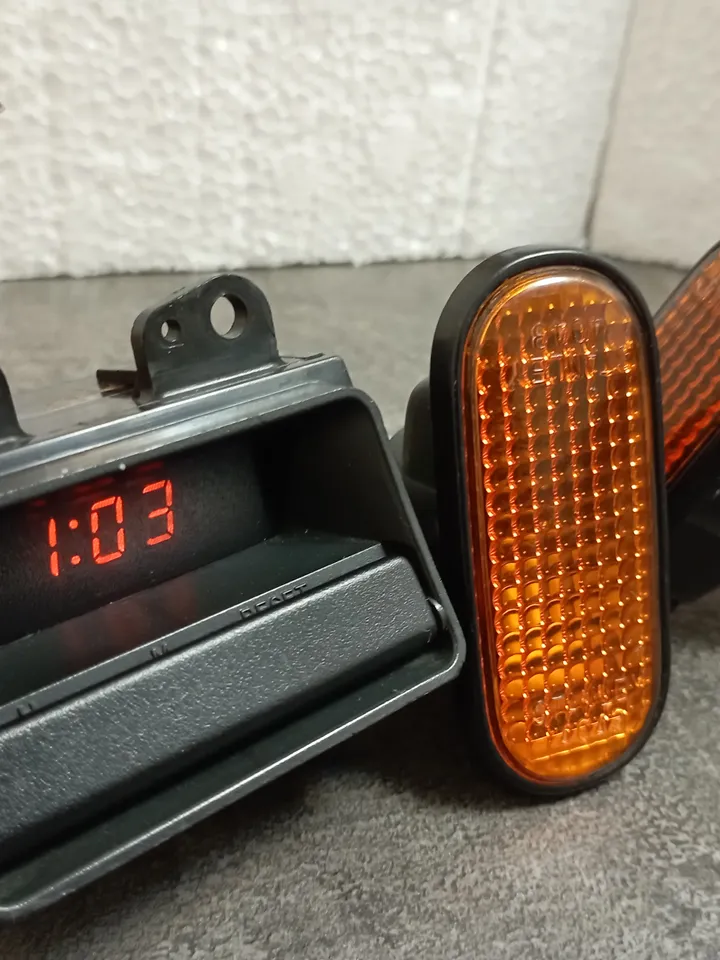 JDM HONDA CIVIC EG6,EG9 AMBER SIDE MAKER/ AMBER CLOCK