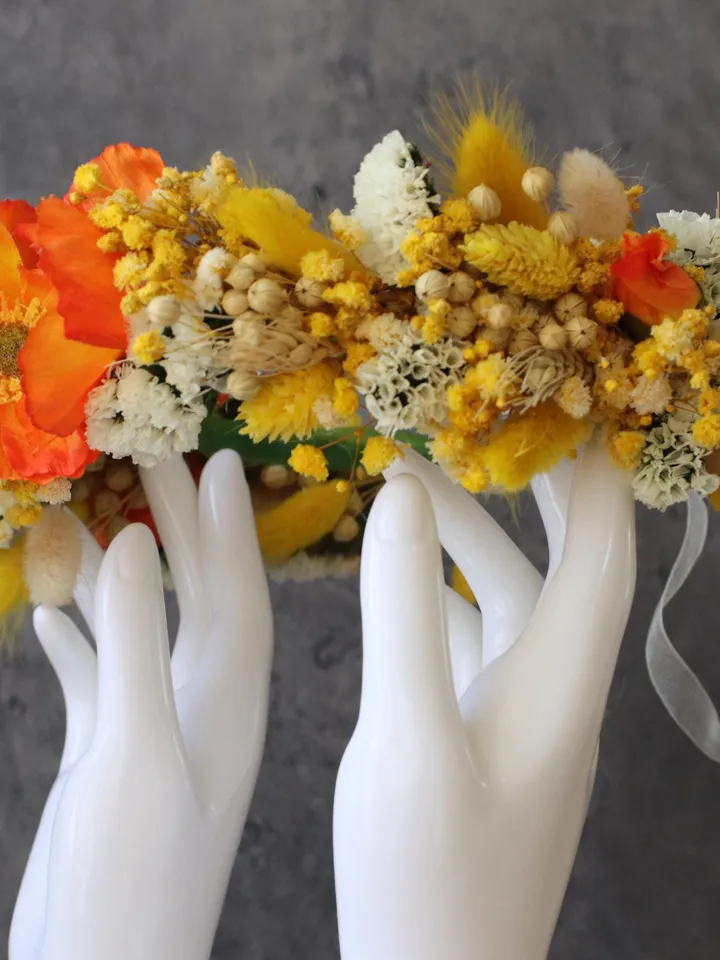 Dried natural flower crown, Rustic Poppy Flower and Herb Headpiece – Ideal for Special Occasions and Daily Wear