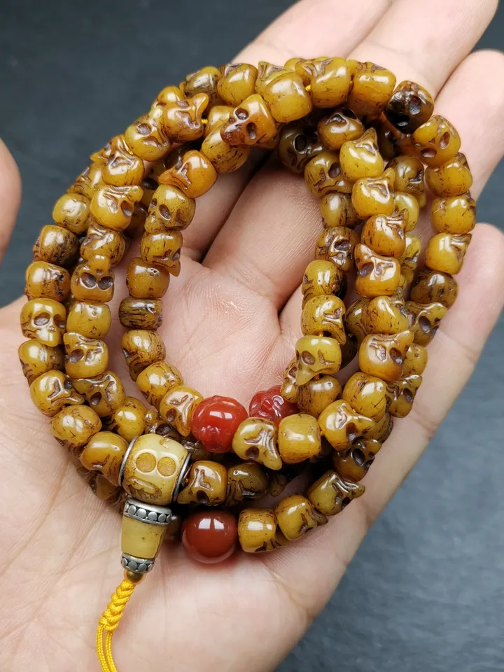 Gandhanra Old Tibetan Yak Bone Kapala Mala,108 Citipati Skull Shape Prayer Beads for Meditation and Prayer,16 Inches Length