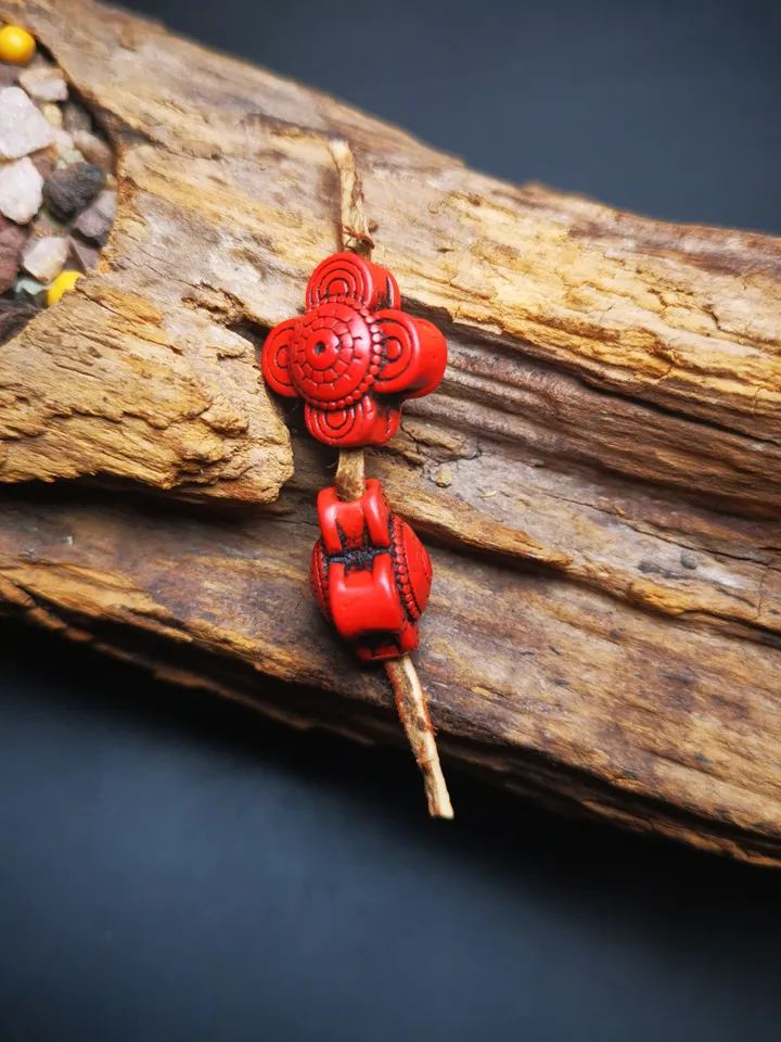 Gandhanra Handmade Antique Tibetan Amulet,Mini Flower Bead Pendant for Mala,Made of Cinnabar