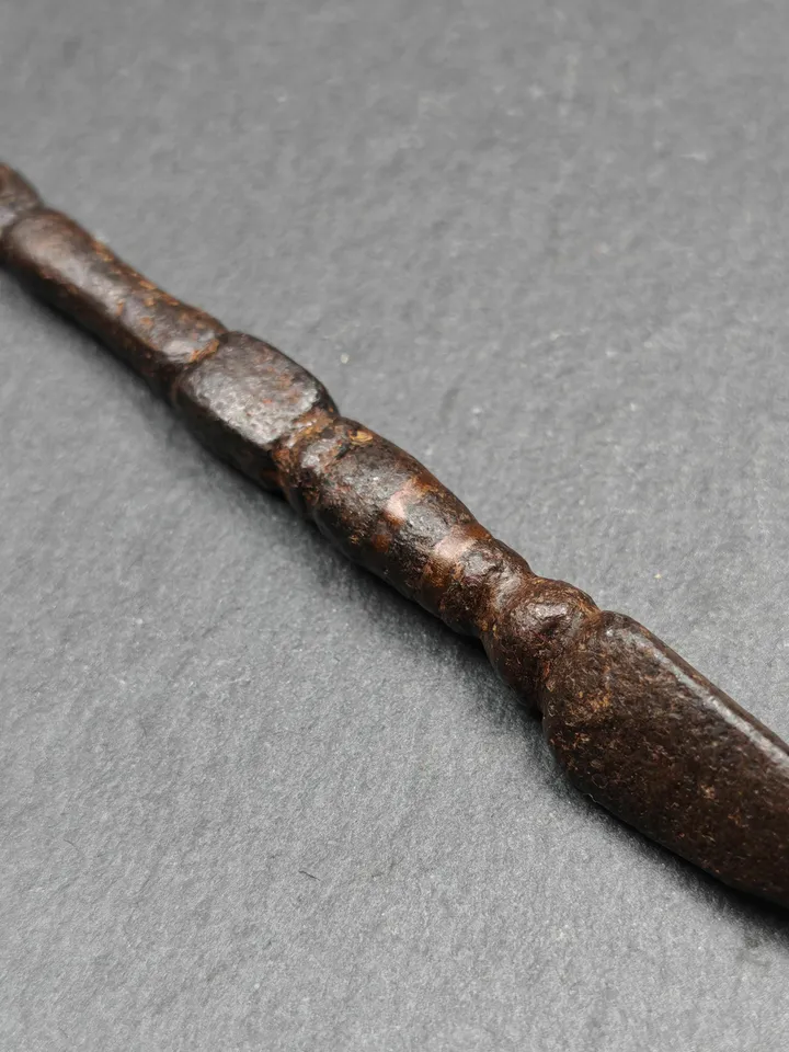 ONLE 1 - Gandhanra Authentic Old Phurba Amulet - Tibetan Ritual Kila Pendant - Made of Thokcha - 76mm Length