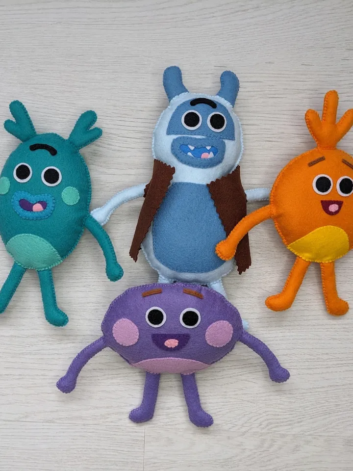Super Simple Bumble Nums toy felt, The Bumble Nums are Cooking Their Famous Heartwarming Meals, Bumble Nums purple