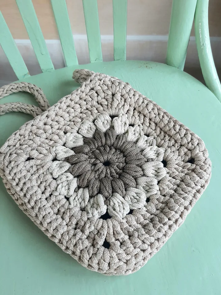 Crochet Boho Chic Handbag Granny Square Sunflower Shoulder Bag Phone Bag