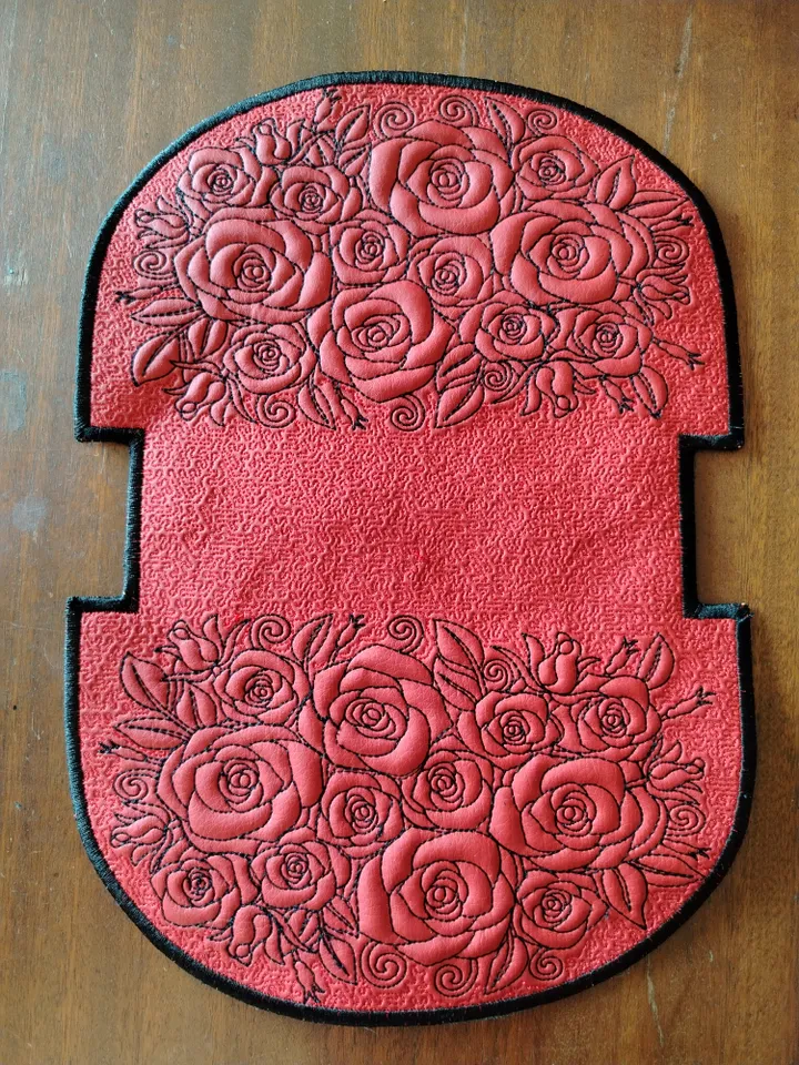embroidery design -  pattern for Clam up bag only