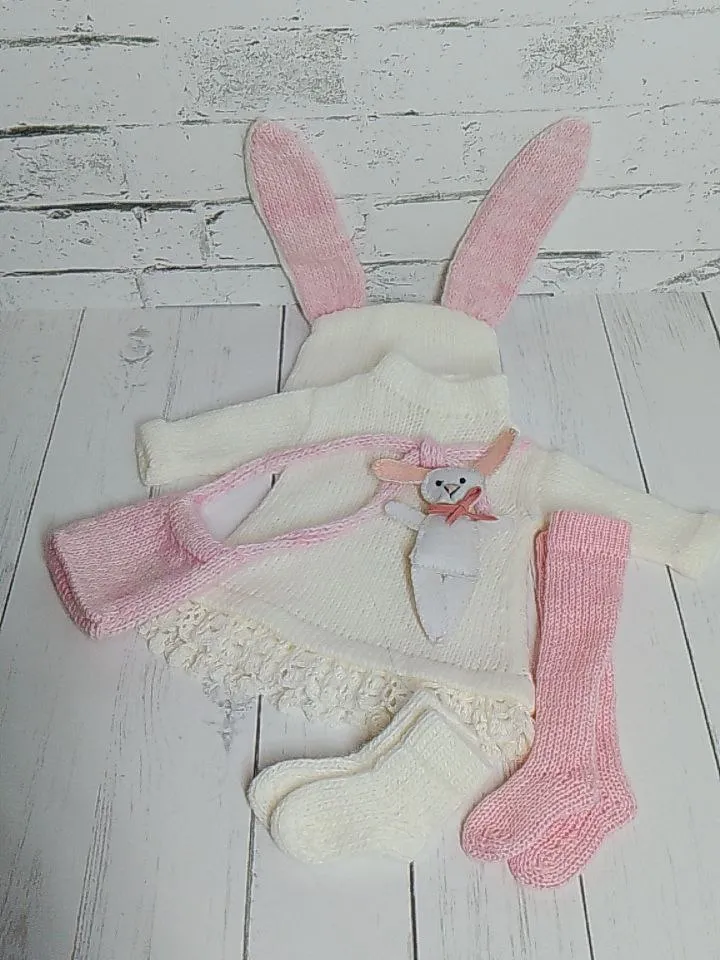 Knitted set for Paola Reina