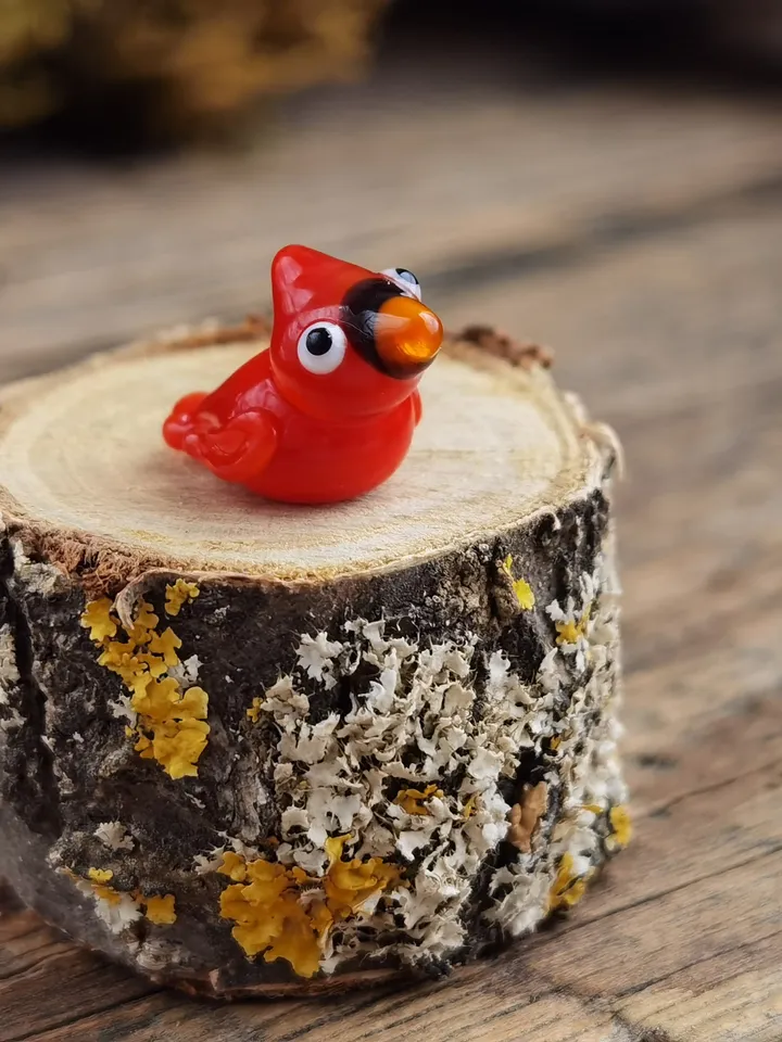 Glass figurines Red cardinal bird figurine Glass cardinal figurine Tiny cardinal Miniature cardinal Tiny glass animals Glass birds Dollhouse