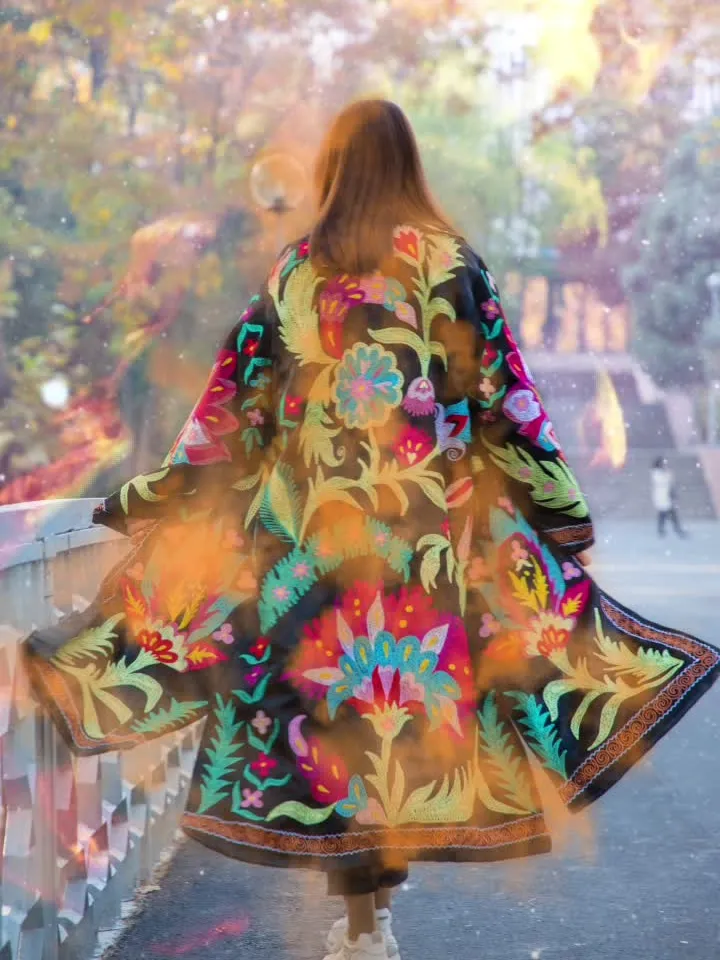 fully embroidered in silk robe kimono coat