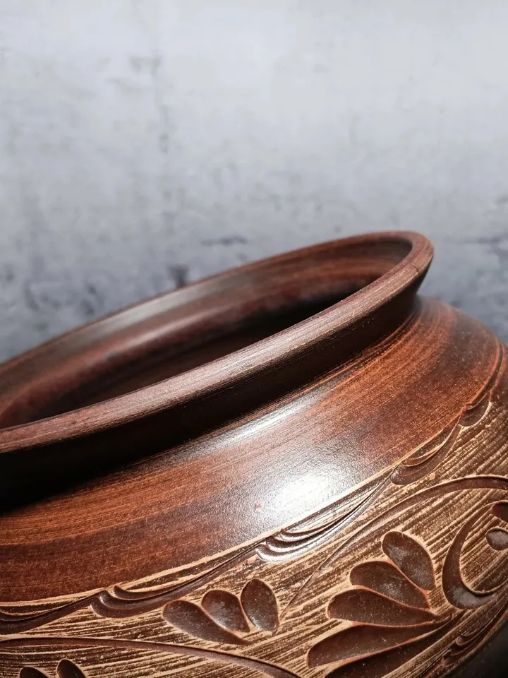 Ceramic casserole Handmade with handles and lid, carved pattern 101.44 fl.oz