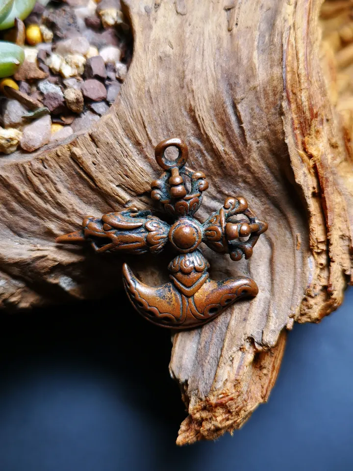 Gandhanra Antique Tibetan Amulet,Cross Kartika(knife of the dakinis) and Kila(Dorje Phurba), Trantic Buddhism Dharma, 60 Years Old.